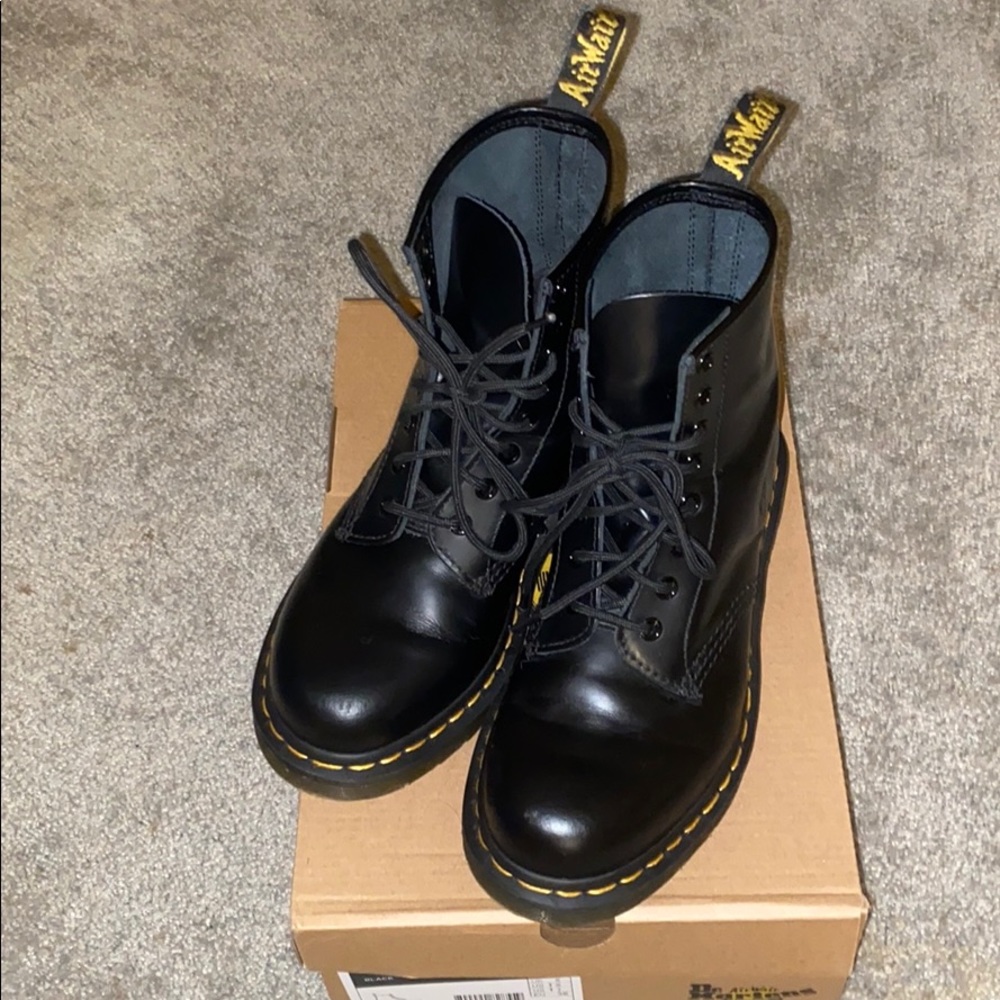 Dr martens smooth leather 1460s